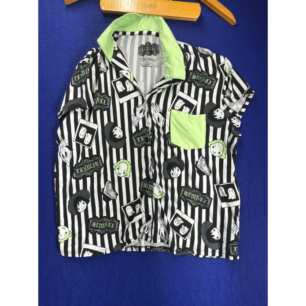 Gothcore Womens Beetlejuice Pajama Top Size M Black White Striped Green
